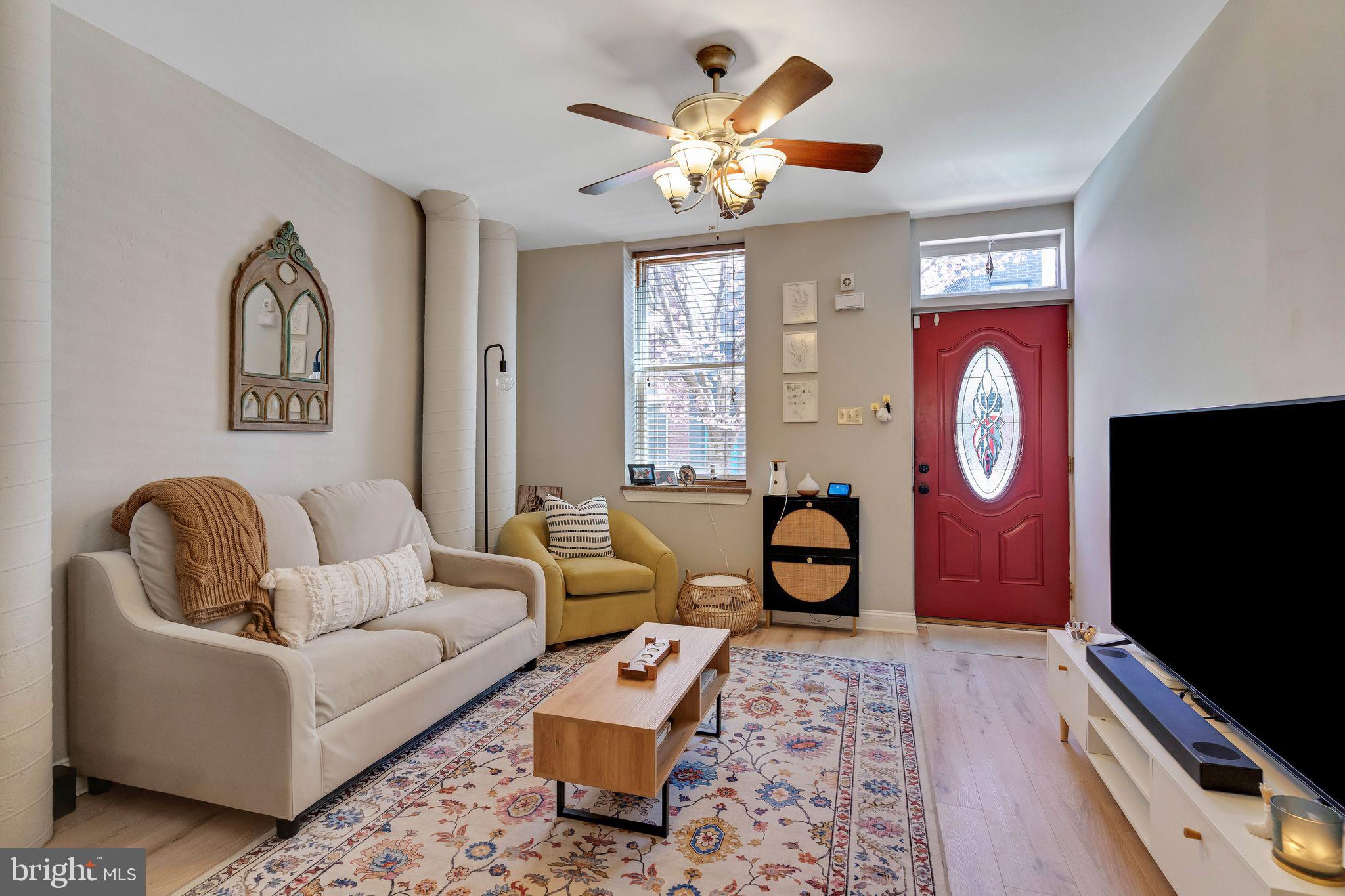 1118 Leopard Street Philadelphia, PA 19123 - Photo 8 of 46