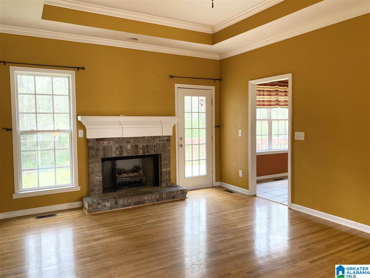 215 Meadows Drive Springville, AL 35146 - Photo 7 of 37