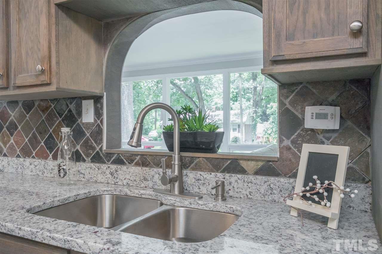 524 Banks Street Raleigh, NC 27604 - Photo 7 of 21