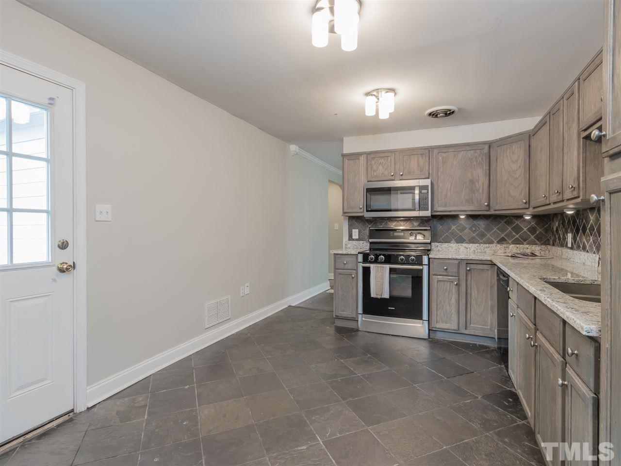 524 Banks Street Raleigh, NC 27604 - Photo 8 of 21