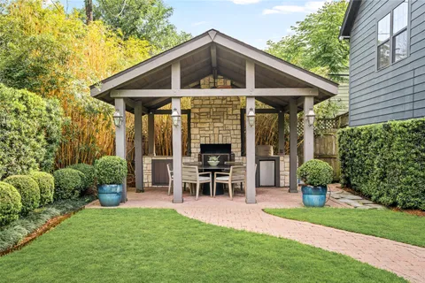 $2,650,000 | 2035 South Boulevard, Houston, TX 77098