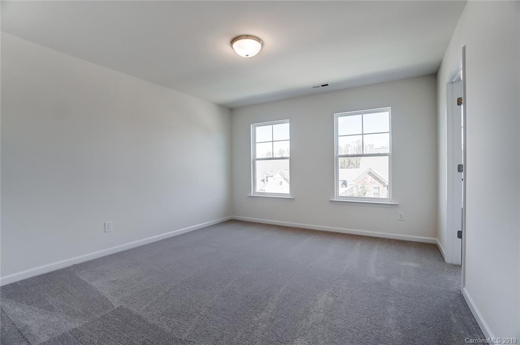 5117 Devonshire Road Denver, NC 28037 - Photo 28 of 39 Gallery Image 28