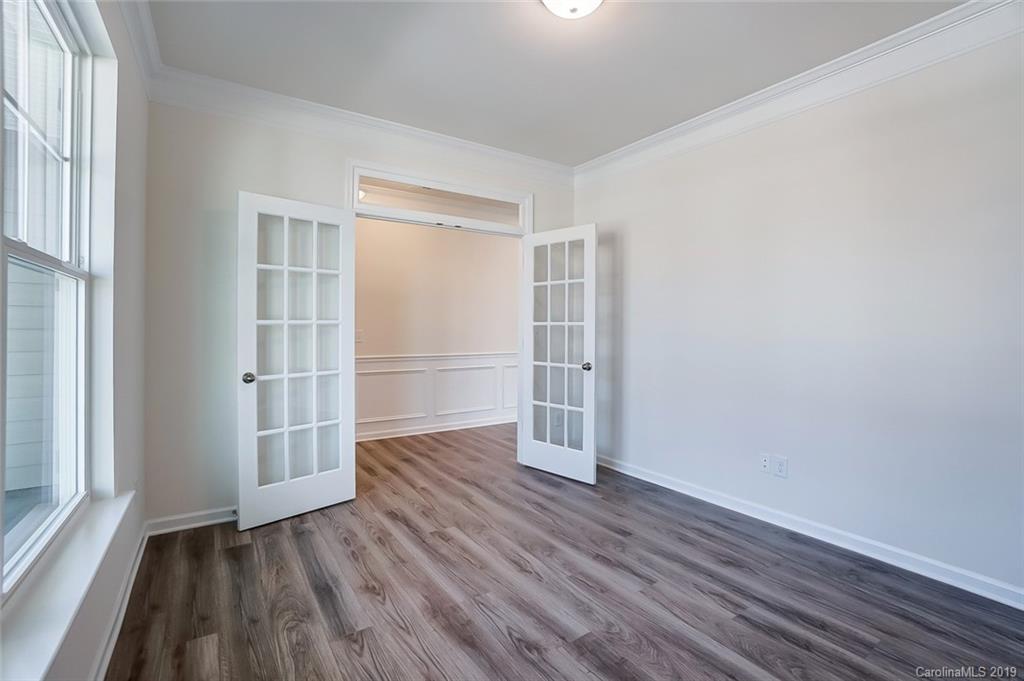 5117 Devonshire Road Denver, NC 28037 - Photo 4 of 39 Gallery Image 4