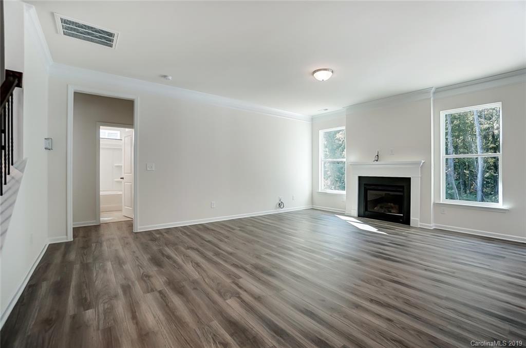 5117 Devonshire Road Denver, NC 28037 - Photo 6 of 39 Gallery Image 6