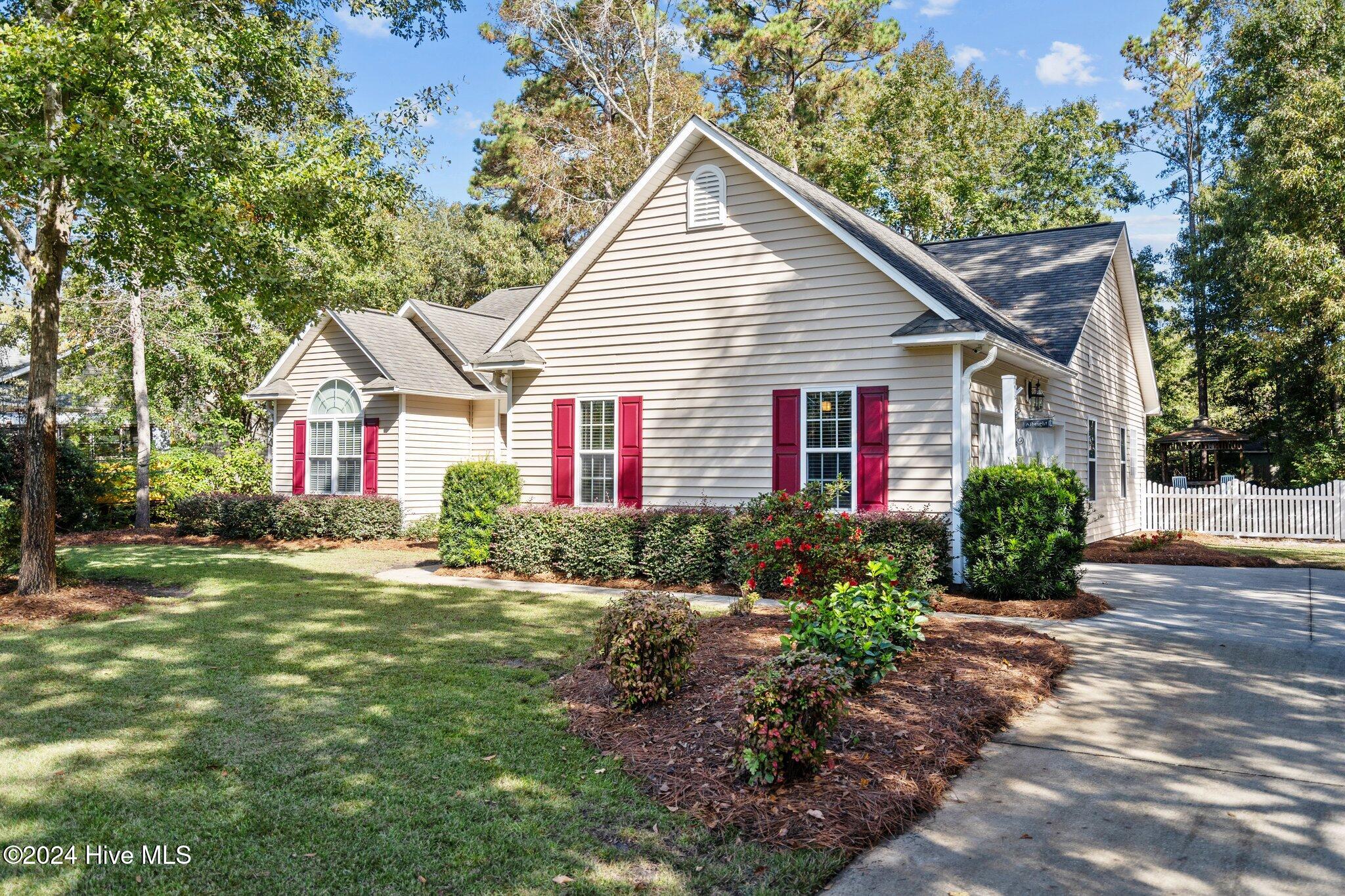 308 Kemper Road Hampstead, NC 28443 - Photo 1 of 32 17-web-or-mls-DSC02832