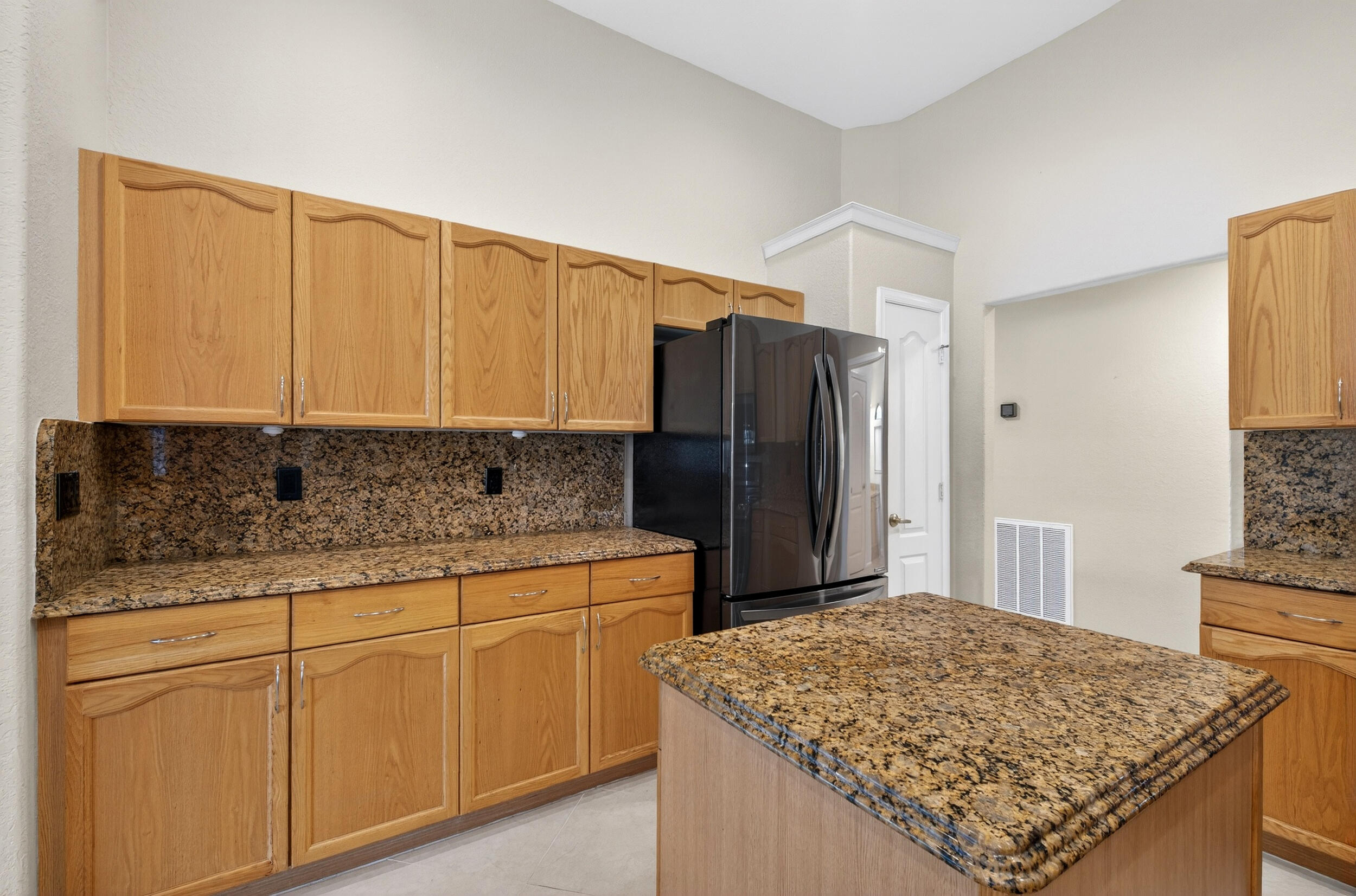 13089 86th Road North West Palm Beach, FL 33412 - Photo 32 of 81 Kitchen