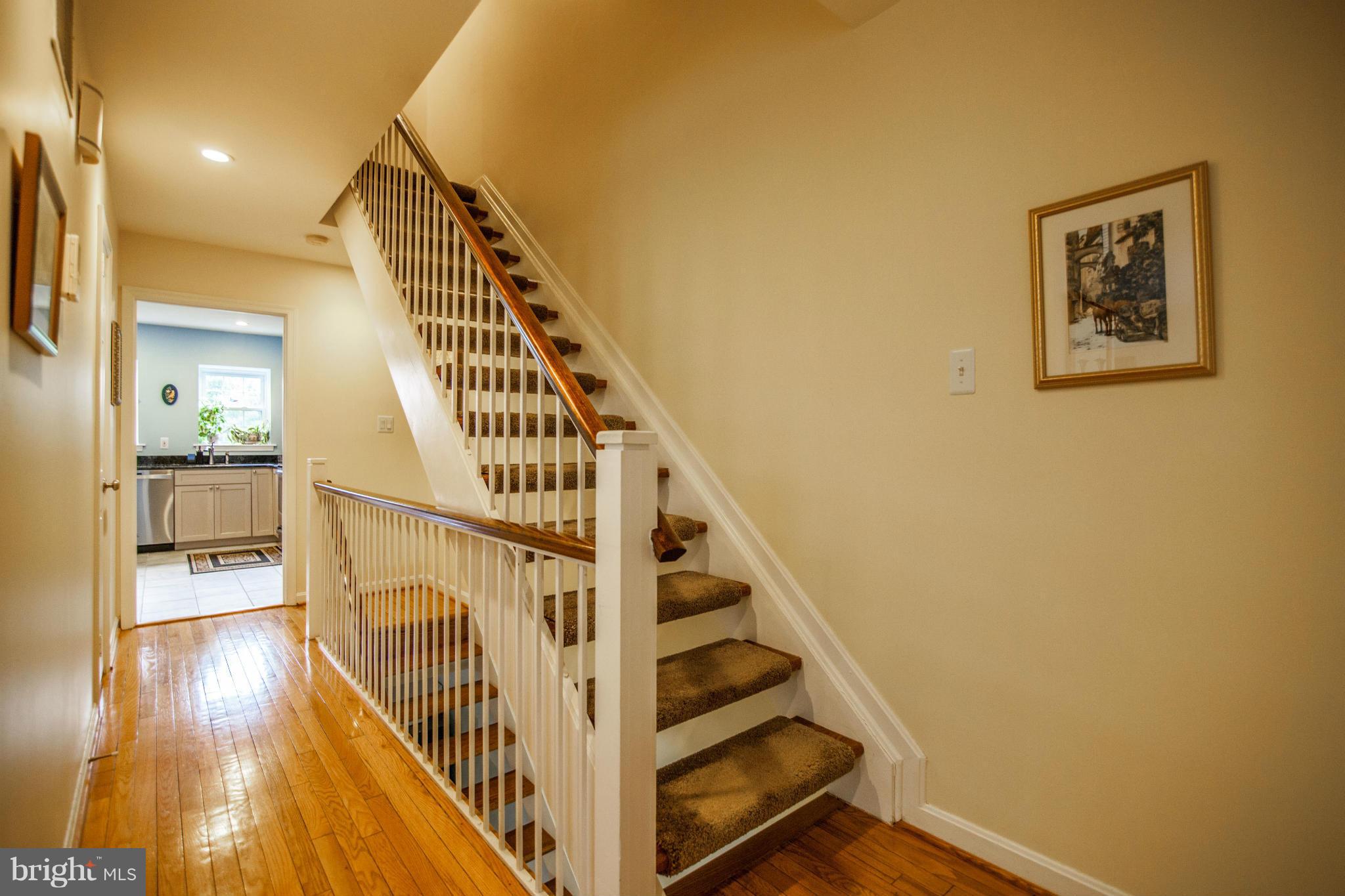 2112 Golf Course Drive Reston, VA 20191 - Photo 4 of 29 Interior (General)