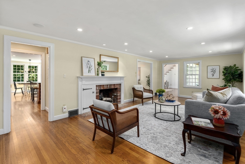 37 Pequot Road Wayland, MA 01778 - Photo 16 of 32 Gallery Image 16