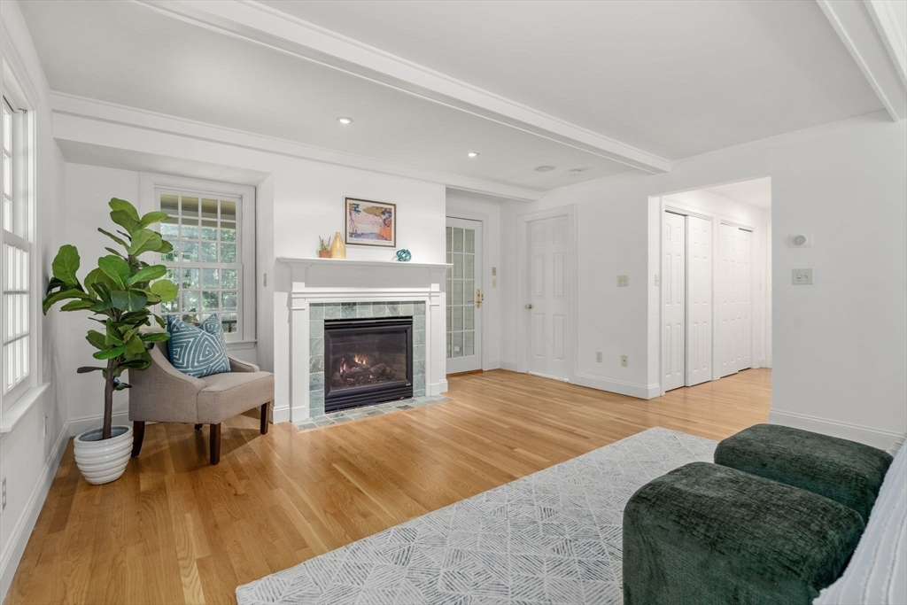 37 Pequot Road Wayland, MA 01778 - Photo 18 of 32 Gallery Image 18