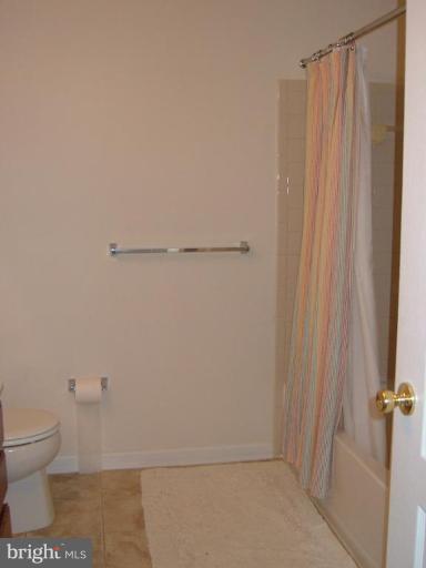 7522 Roxy Drive Windsor Mill, MD 21244 - Photo 15 of 21 Upper Level Hall Bath