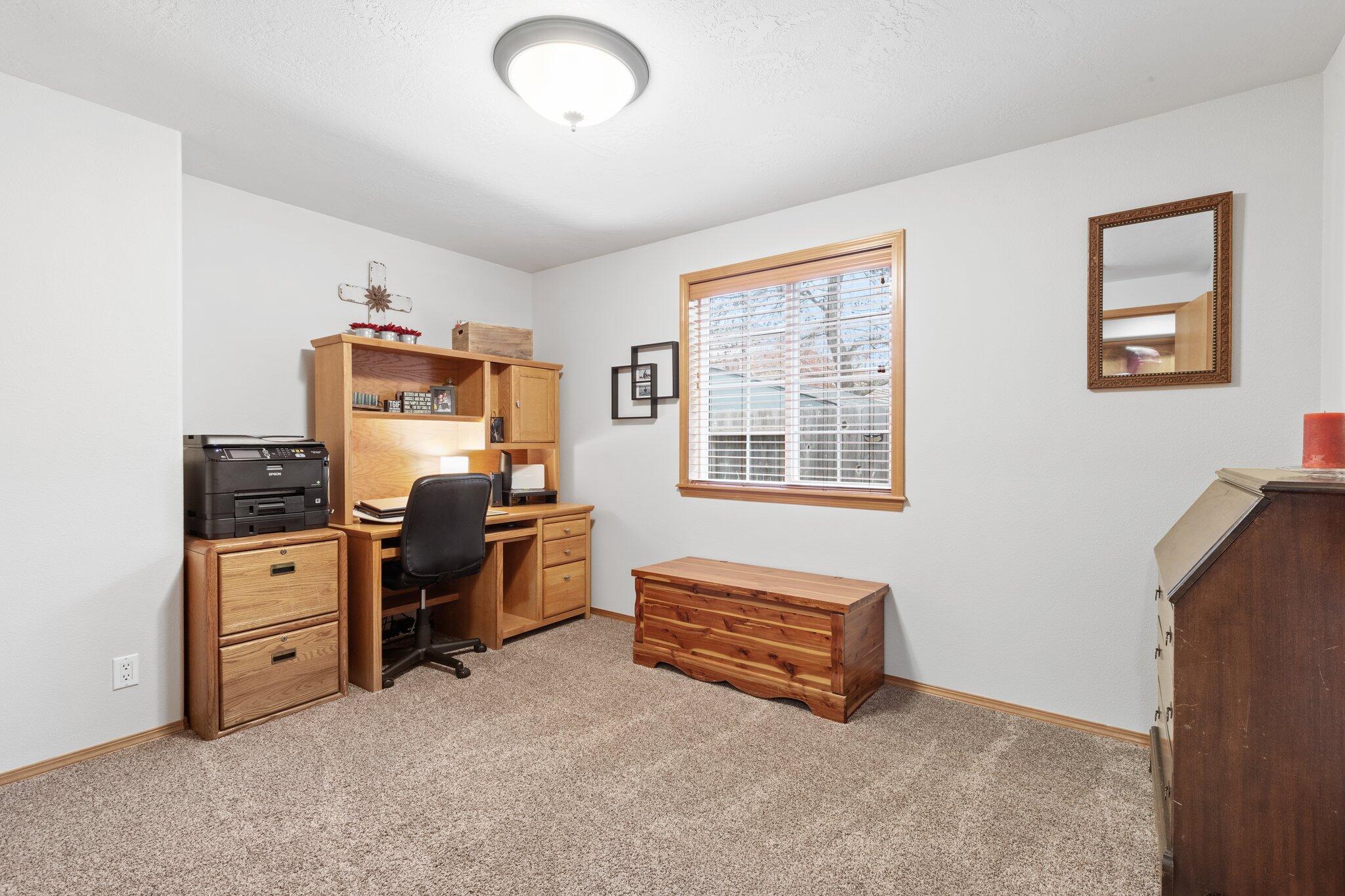 776 Mallory Court Central Point, OR 97502 - Photo 21 of 28 23-web-or-mls-WCIL0119