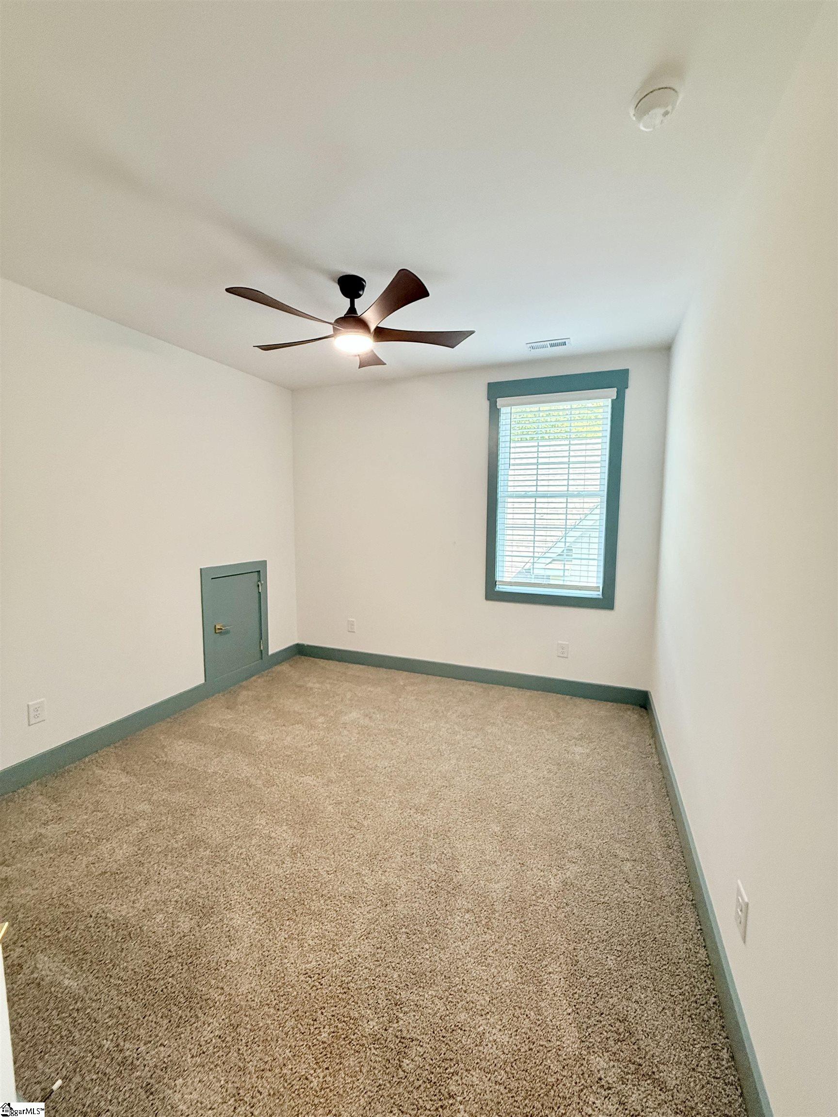 403 Holland Road Simpsonville, SC 29681 - Photo 37 of 39