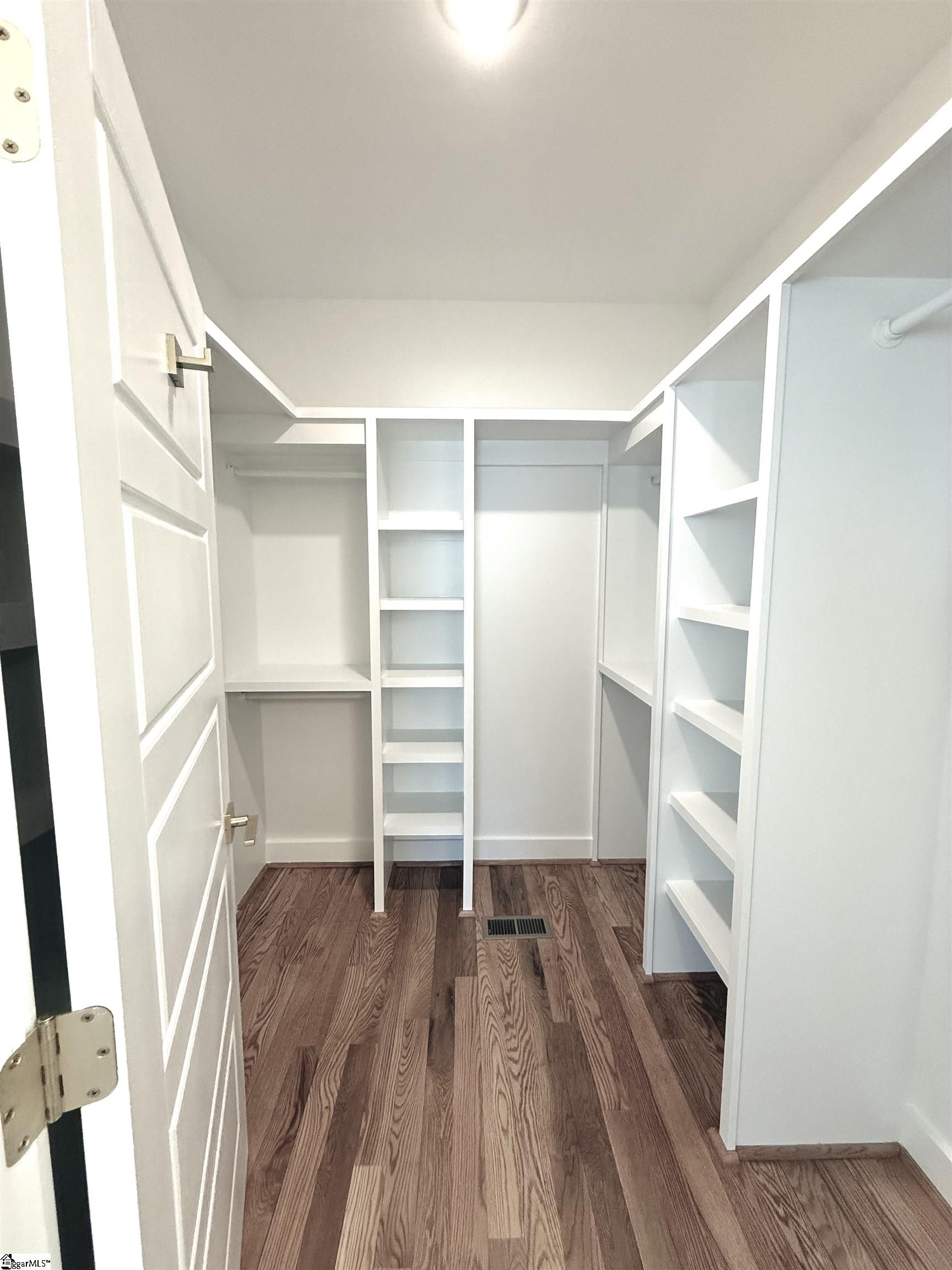 403 Holland Road Simpsonville, SC 29681 - Photo 9 of 32