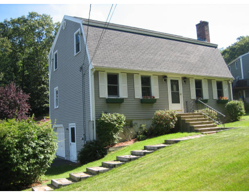 5 Stone School Road Sutton, MA 01590 - Photo 1 of 18
