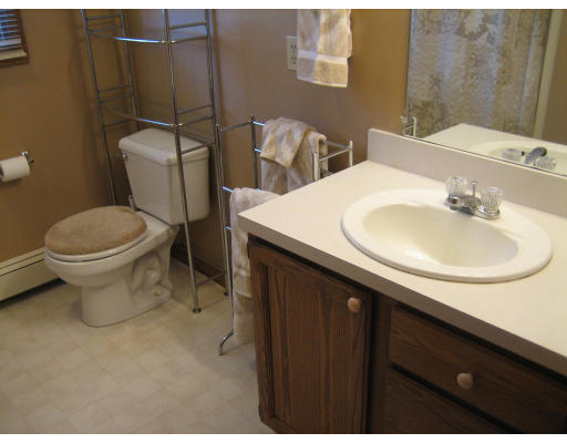 5 Stone School Road Sutton, MA 01590 - Photo 11 of 18