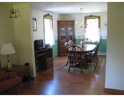 5 Stone School Road Sutton, MA 01590 - Photo 3 of 18