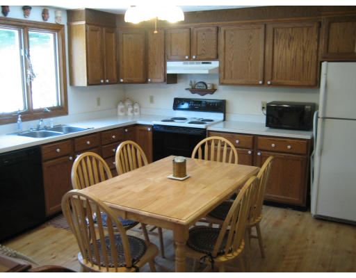 5 Stone School Road Sutton, MA 01590 - Photo 5 of 18