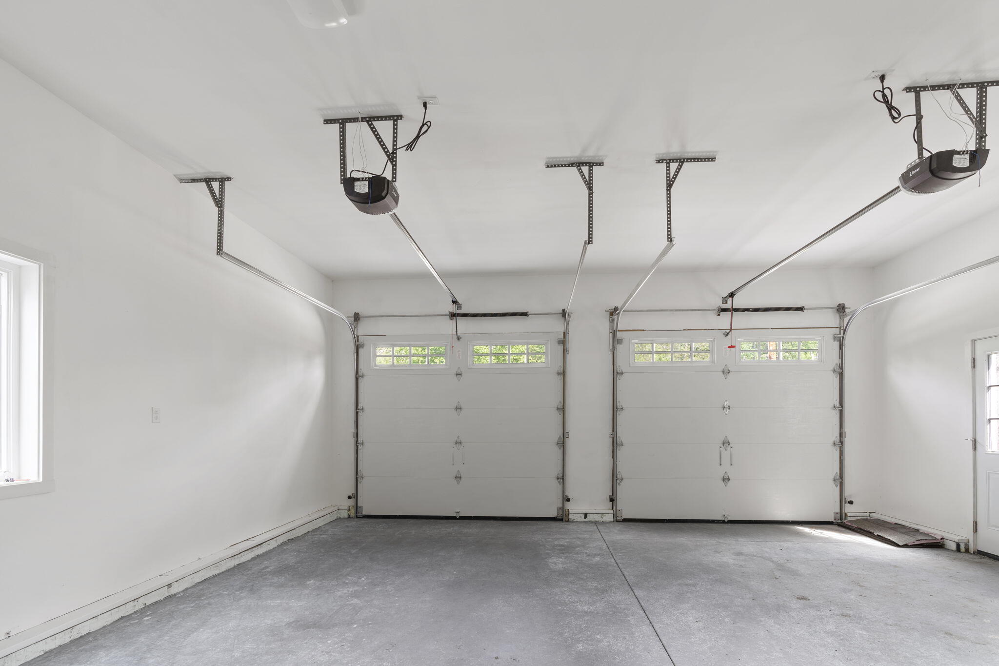 48 Batchelder Road Ogunquit, ME 03907 - Photo 28 of 49 Garage 48 Batchelder Rd OGT