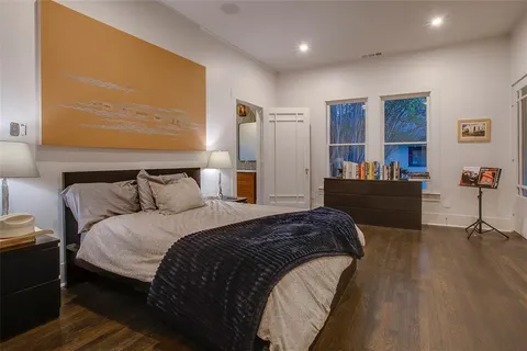 $735,000 | 732 Haines Avenue, Dallas, TX 75208