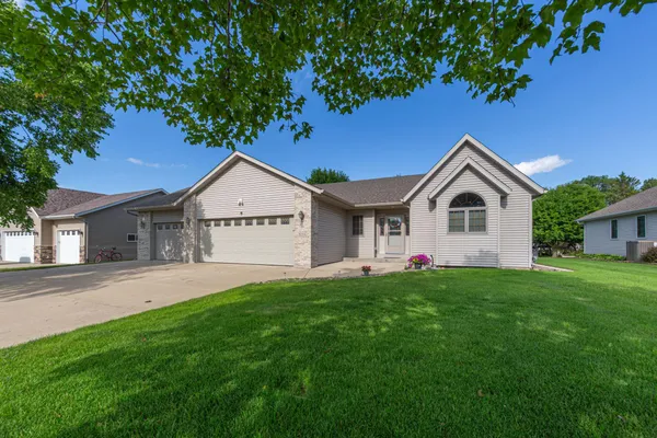 $499,900 | 2255 Mineral Springs Parkway Northeast, Owatonna, MN 55060
