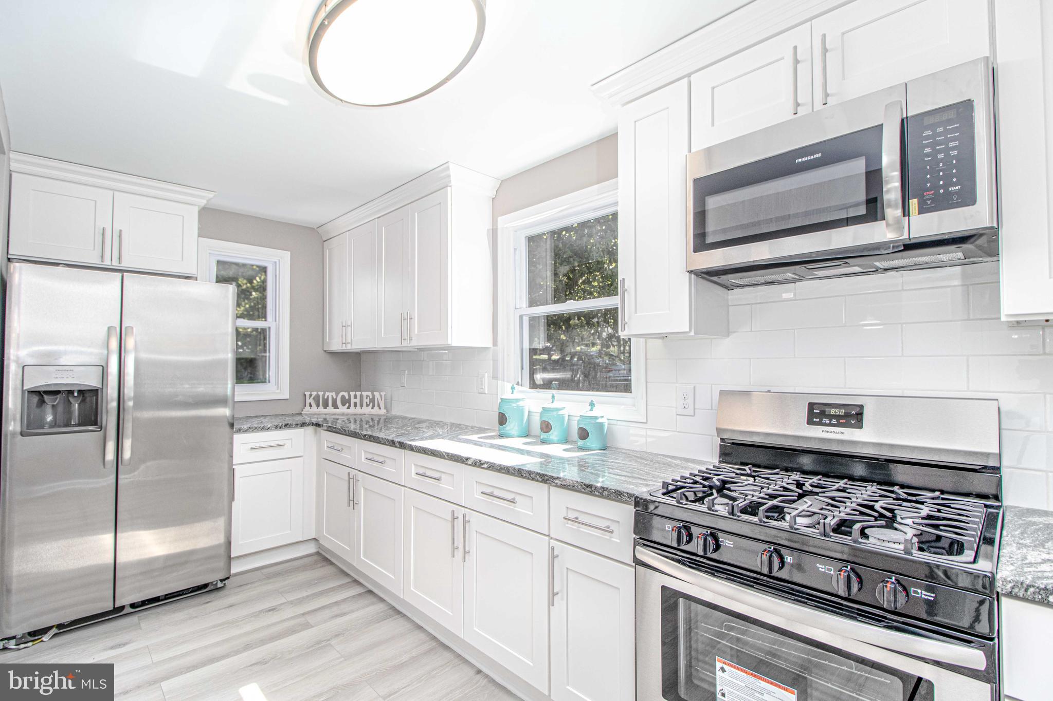 7019 Sollers Point Road Baltimore, MD 21222 - Photo 15 of 57 Built-In Microwave! Gas Stove!