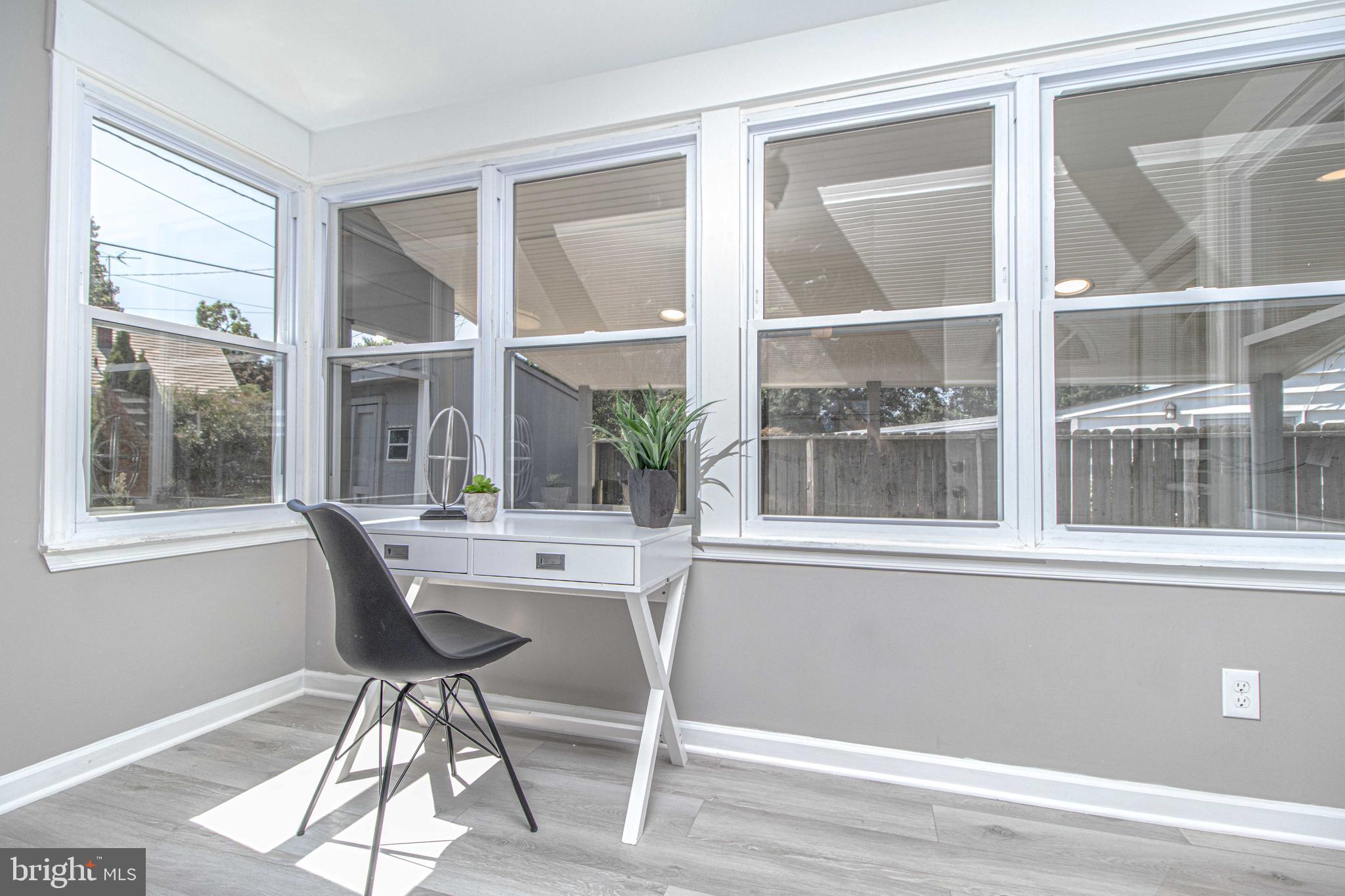 7019 Sollers Point Road Baltimore, MD 21222 - Photo 24 of 57 Bonus Sunroom!