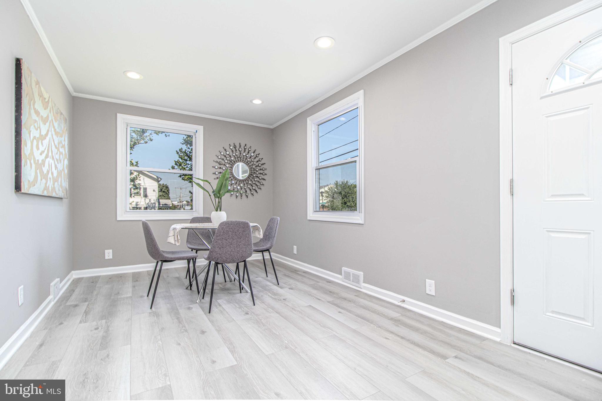 7019 Sollers Point Road Baltimore, MD 21222 - Photo 6 of 57 Dining Area!