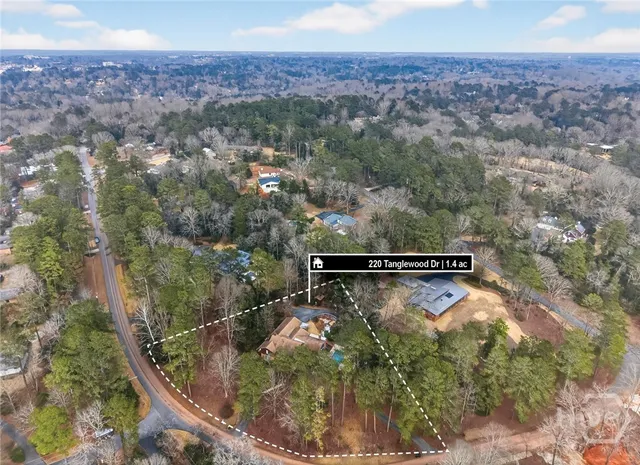 $750,000 | 220 Tanglewood Drive, Athens, GA 30606