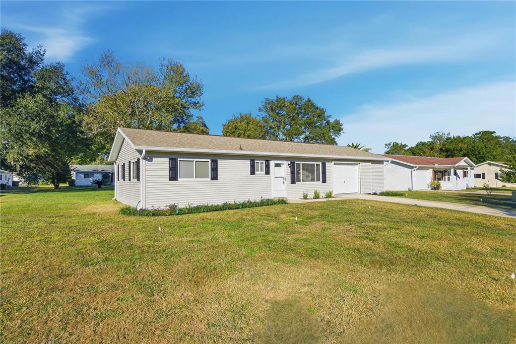 11264 Southwest 77th Court Ocala, FL 34476 - Photo 2 of 28