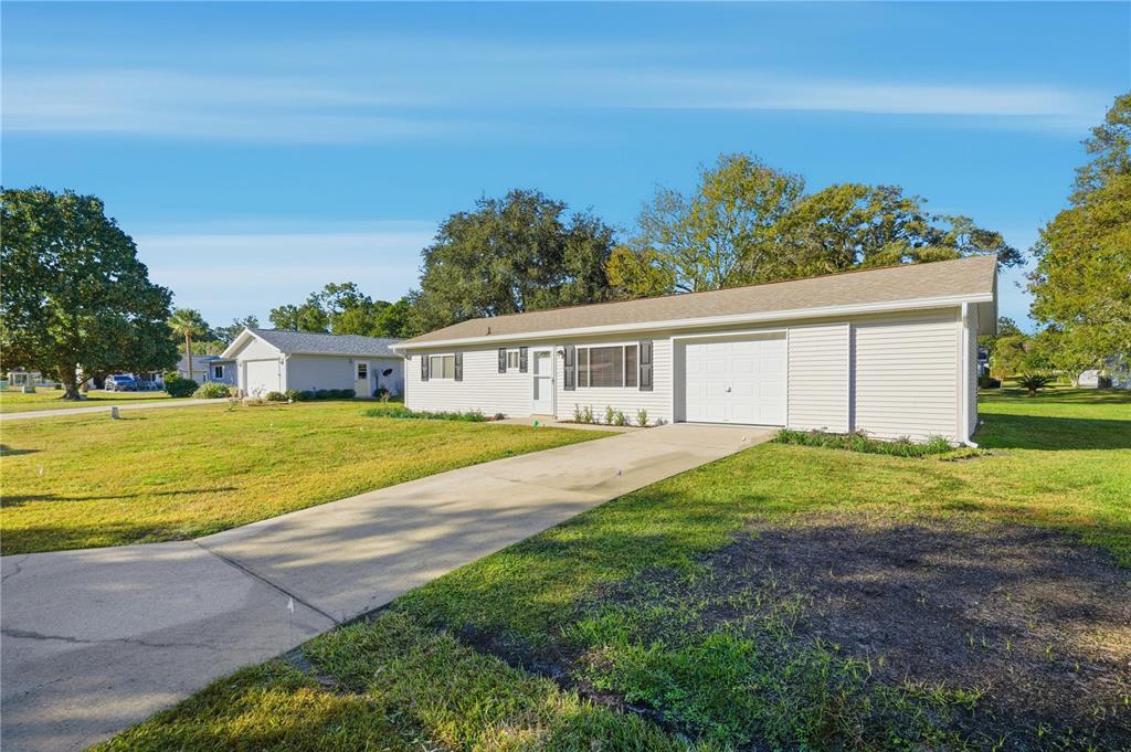 11264 Southwest 77th Court Ocala, FL 34476 - Photo 3 of 28