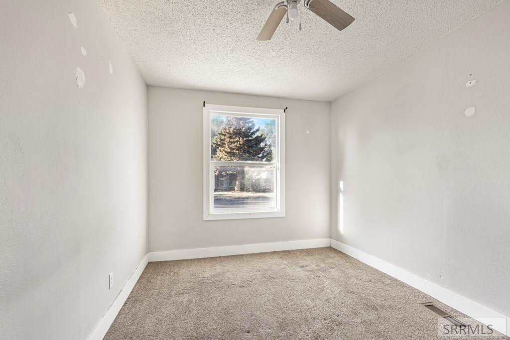 137 3rd Street Idaho Falls, ID 83401 - Photo 21 of 47