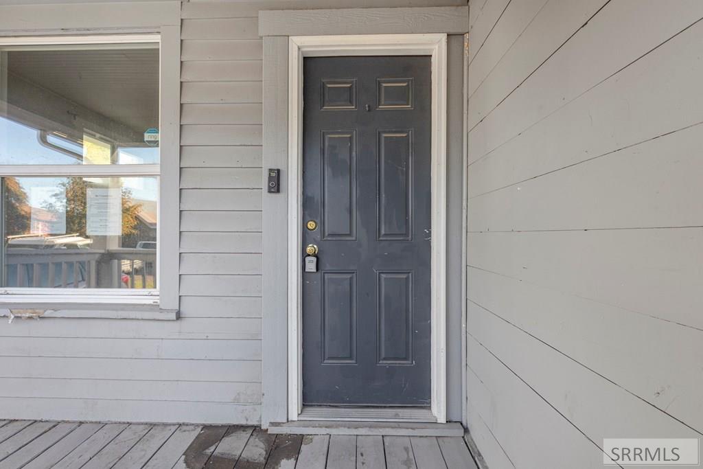 137 3rd Street Idaho Falls, ID 83401 - Photo 4 of 47