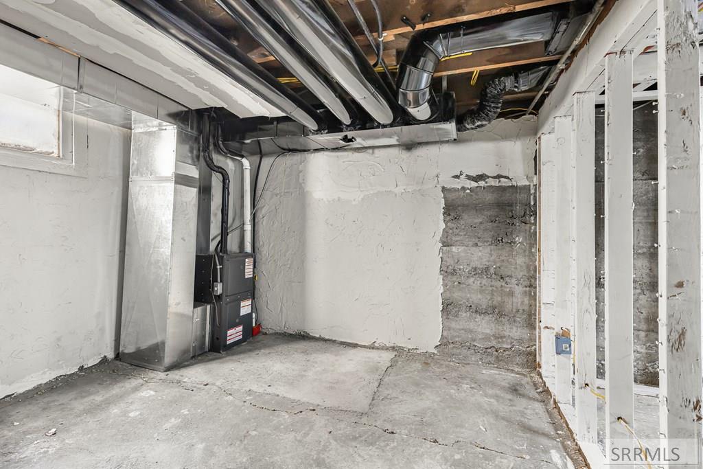 137 3rd Street Idaho Falls, ID 83401 - Photo 42 of 47