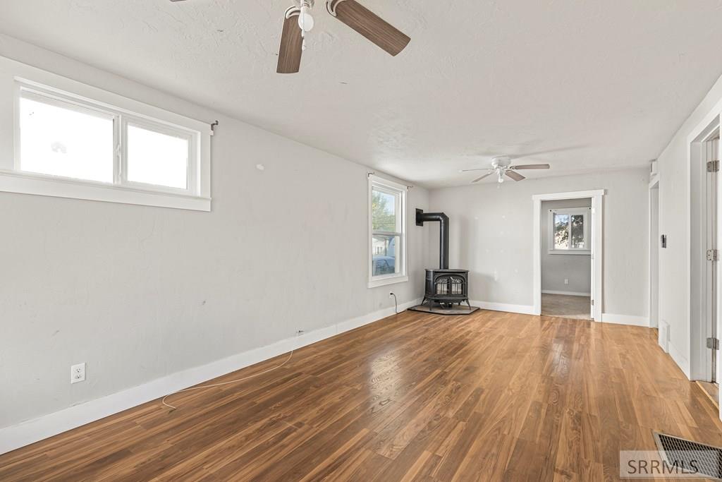 137 3rd Street Idaho Falls, ID 83401 - Photo 6 of 47