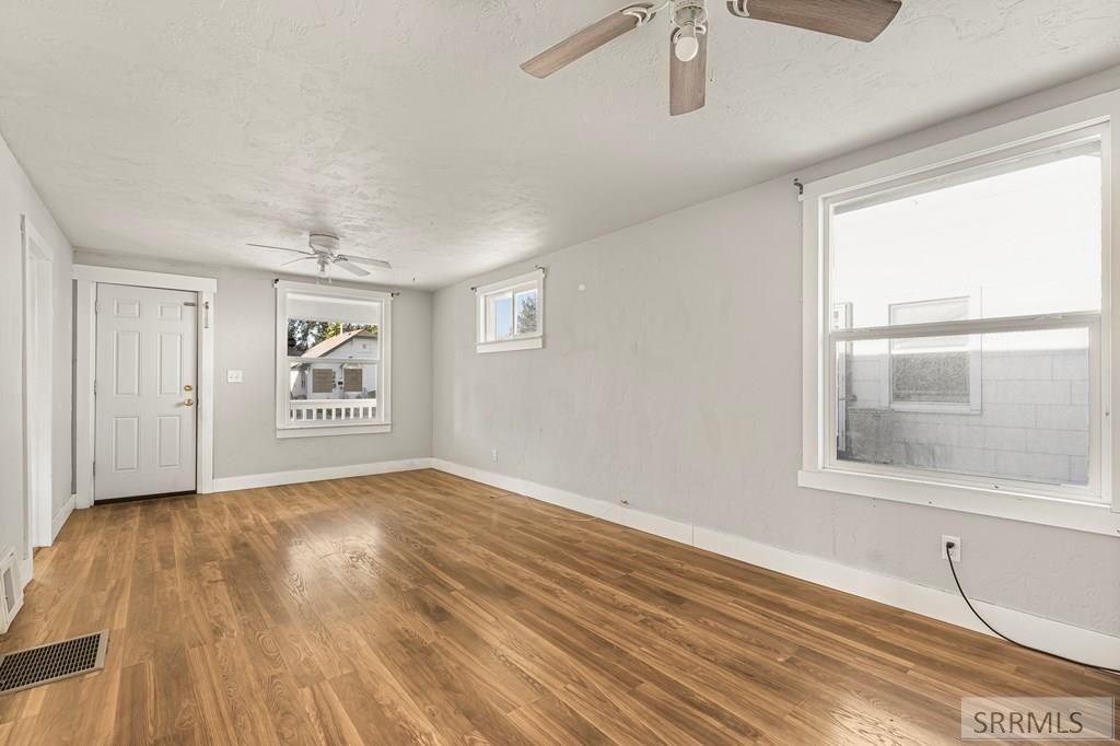 137 3rd Street Idaho Falls, ID 83401 - Photo 9 of 47