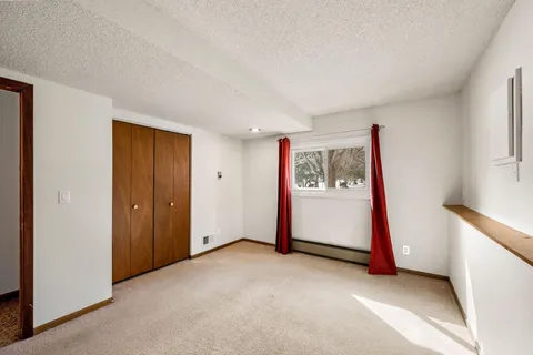 $400,000 | 13813 James Avenue South, Burnsville, MN 55337