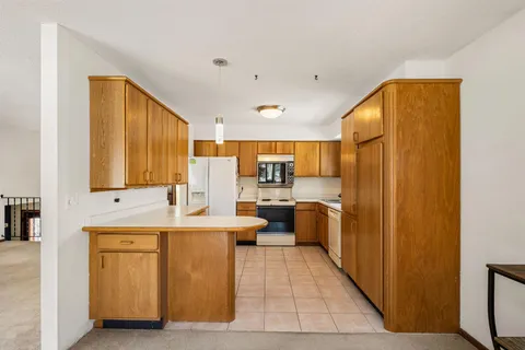 $400,000 | 13813 James Avenue South, Burnsville, MN 55337