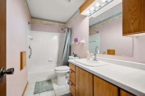 $400,000 | 13813 James Avenue South, Burnsville, MN 55337