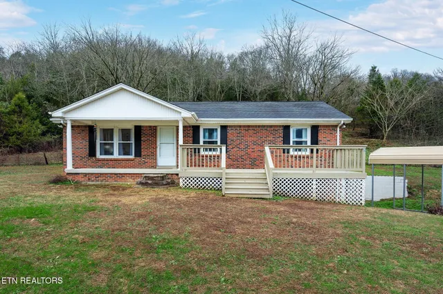 $415,000 | 4428 Jennings Creek Highway, Whitleyville, TN 38588
