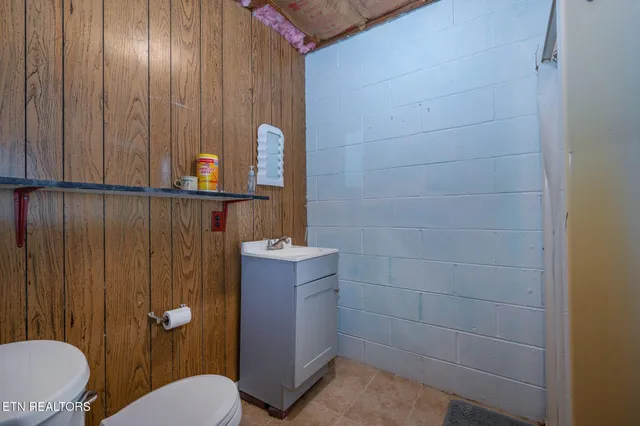 $415,000 | 4428 Jennings Creek Highway, Whitleyville, TN 38588