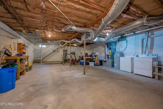 $415,000 | 4428 Jennings Creek Highway, Whitleyville, TN 38588