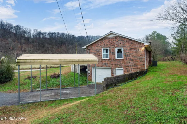 $415,000 | 4428 Jennings Creek Highway, Whitleyville, TN 38588
