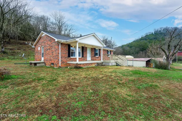 $415,000 | 4428 Jennings Creek Highway, Whitleyville, TN 38588
