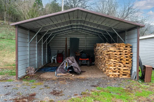 $415,000 | 4428 Jennings Creek Highway, Whitleyville, TN 38588