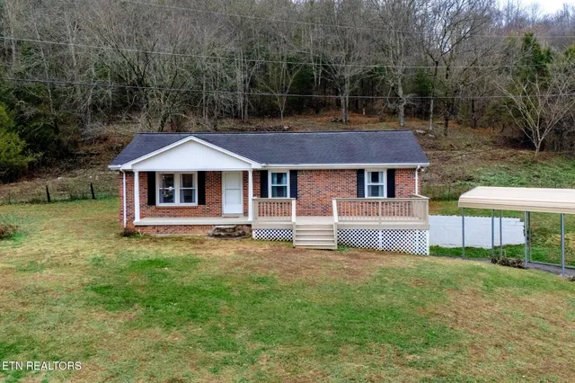 $415,000 | 4428 Jennings Creek Highway, Whitleyville, TN 38588