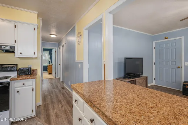 $415,000 | 4428 Jennings Creek Highway, Whitleyville, TN 38588