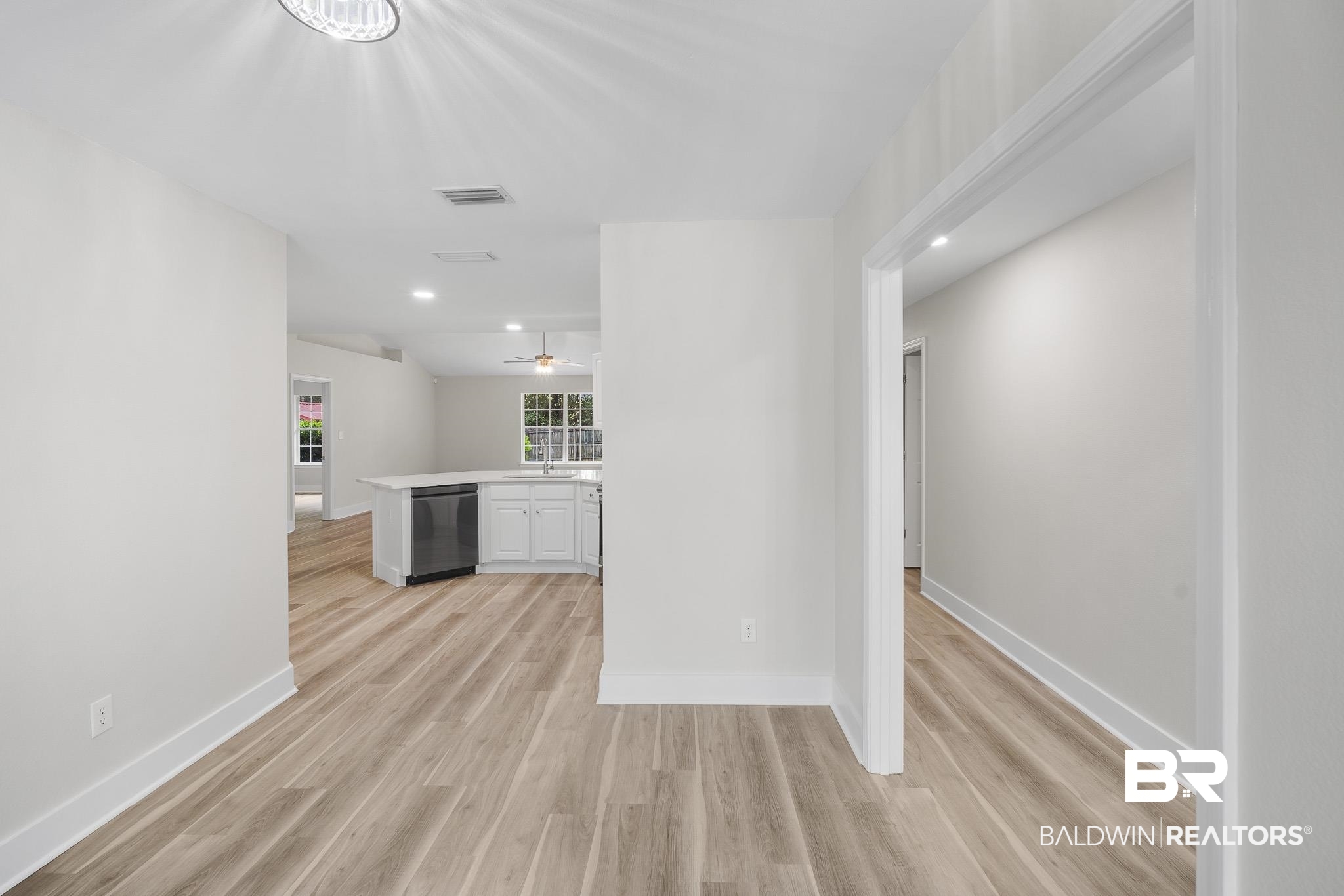 11648 Balsam Court Daphne, AL 36527 - Photo 15 of 32