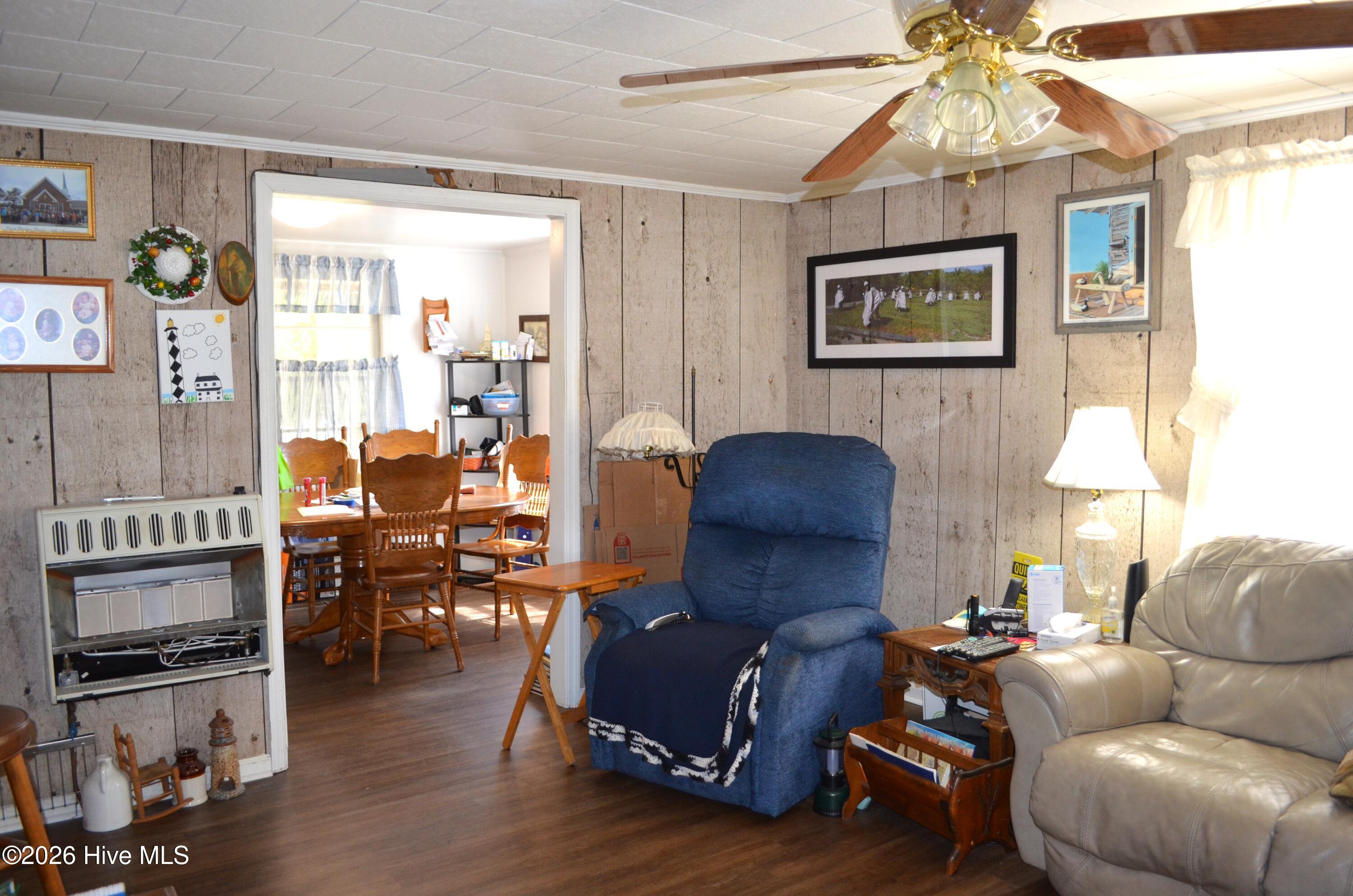 158 Otway Farm Road Beaufort, NC 28516 - Photo 4 of 24 DSC_0189
