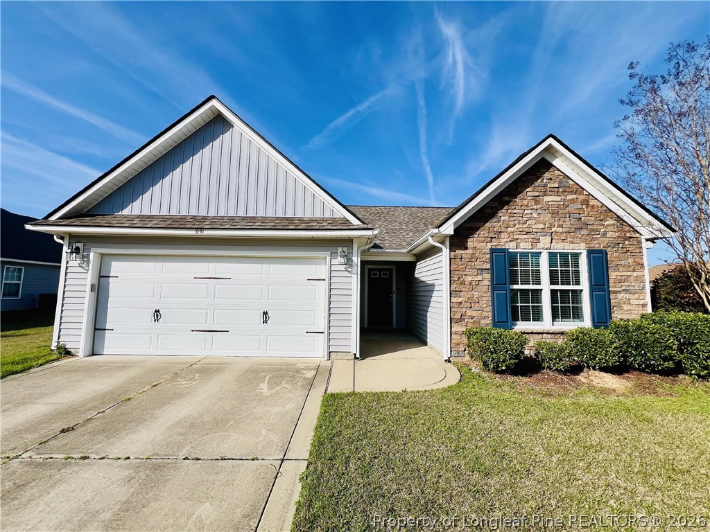 641 Hogart Street Raeford, NC 28376 - Photo 1 of 19