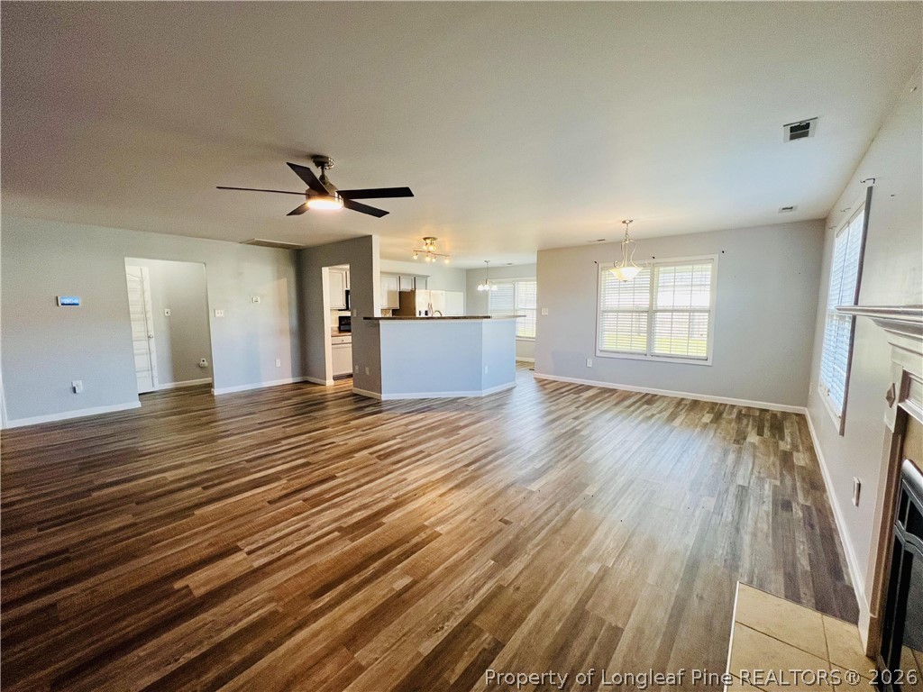 641 Hogart Street Raeford, NC 28376 - Photo 5 of 19